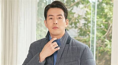 sang yoon biography