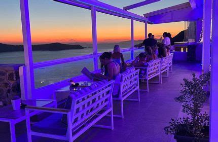 santorini gay bars