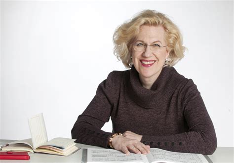 sara davis buechner biography examples