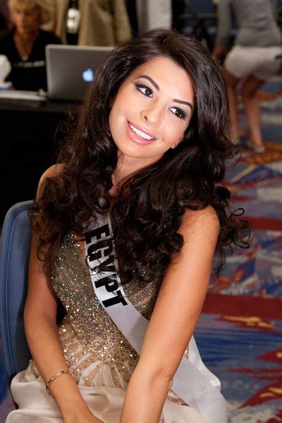 sara el khouly biography examples