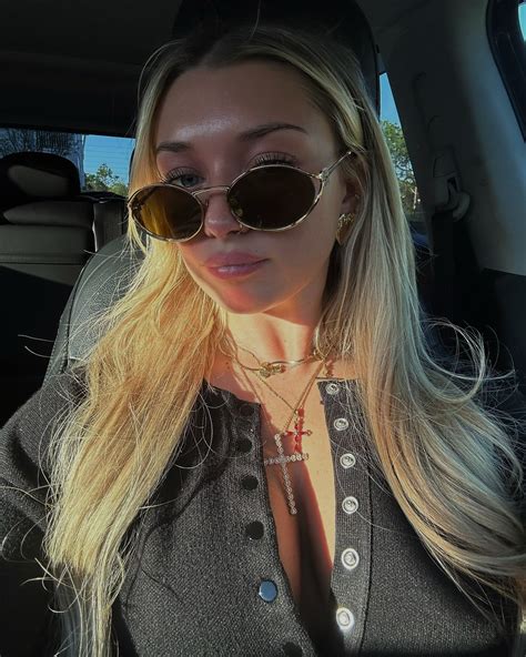 sarabrooks onlyfans