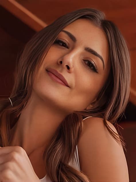 sarah caus nude