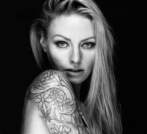 sarah mudle nude