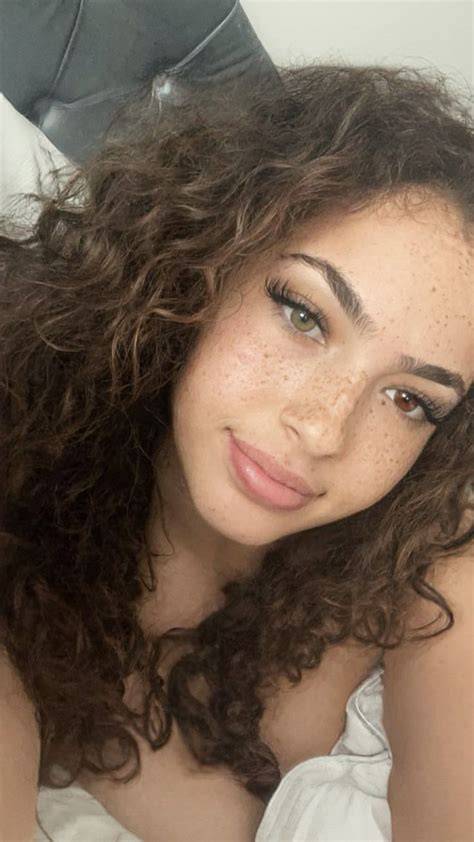 sariahxo nude