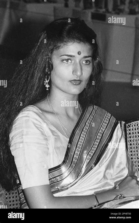 sarika a nude