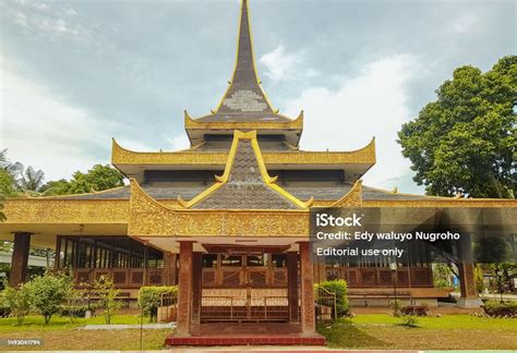 sasana adalah | So snh nm cao su thin nhin