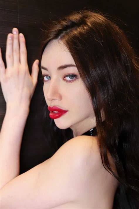 sasha de sade nude