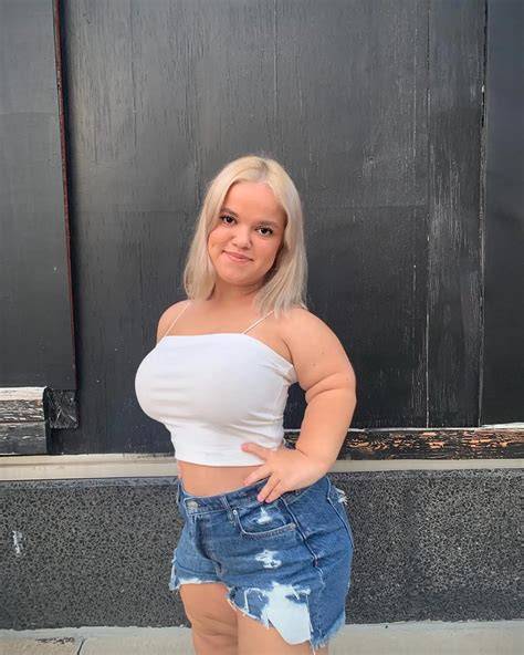 sashadwarf nude