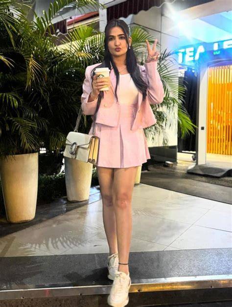 sassy poonam onlyfans