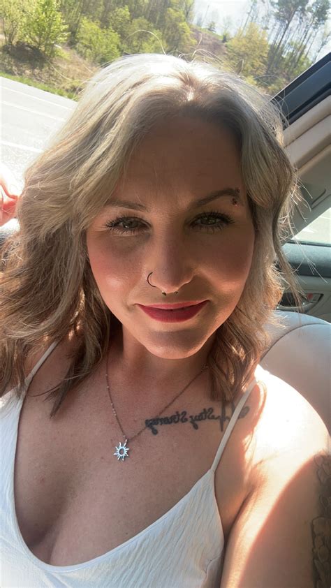 sassyass87 OnlyFans leaked content