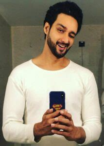 saurabh raj jain instagram profile