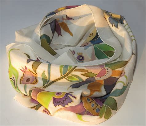 scarf motif