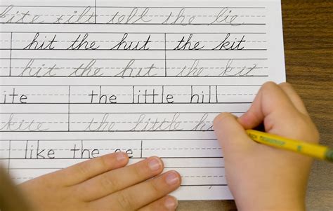 School Districts Teach Cursive Writing Using The Peterson Cursive Writing Lessons - Cursive Writing Lessons