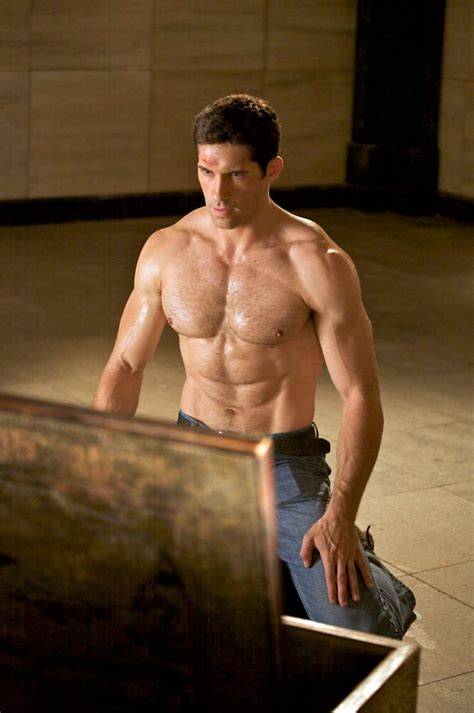 scott adkins nude