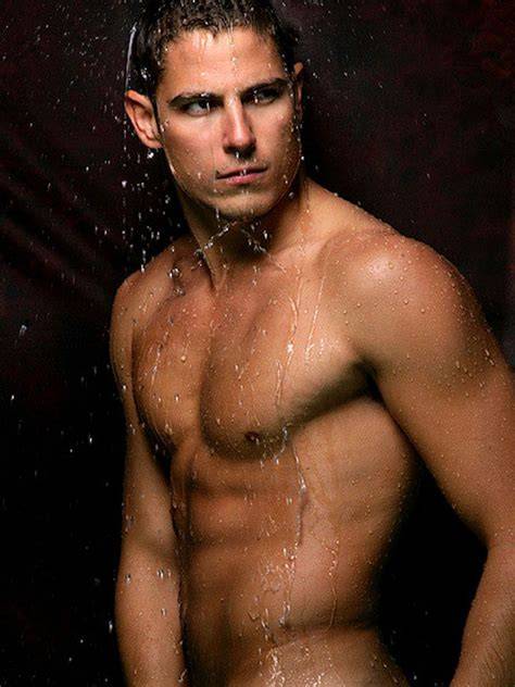 sean faris nude