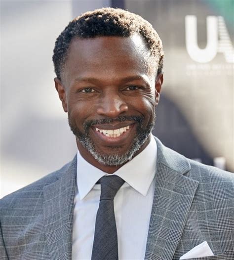 sean patrick thomas biography