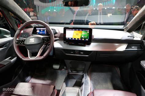 seat el born interior