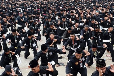 SENAM PSHT - LATIHAN BERSAMA MATERI SENAM JURUS TOYA RANTING