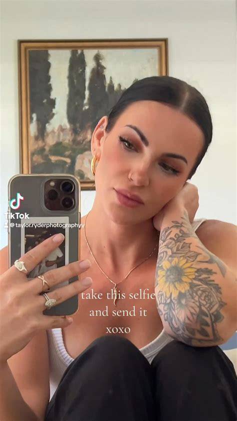 send nude selfie