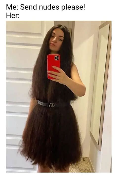 send nudes selfie