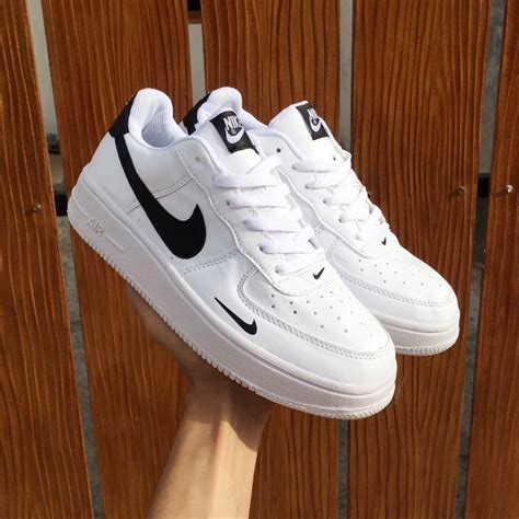 sepatu nike air