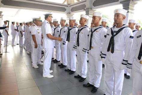 Seragam Tni Angkatan Laut Jenis Ketentuan Dan Atribut Baju Angkatan - Baju Angkatan