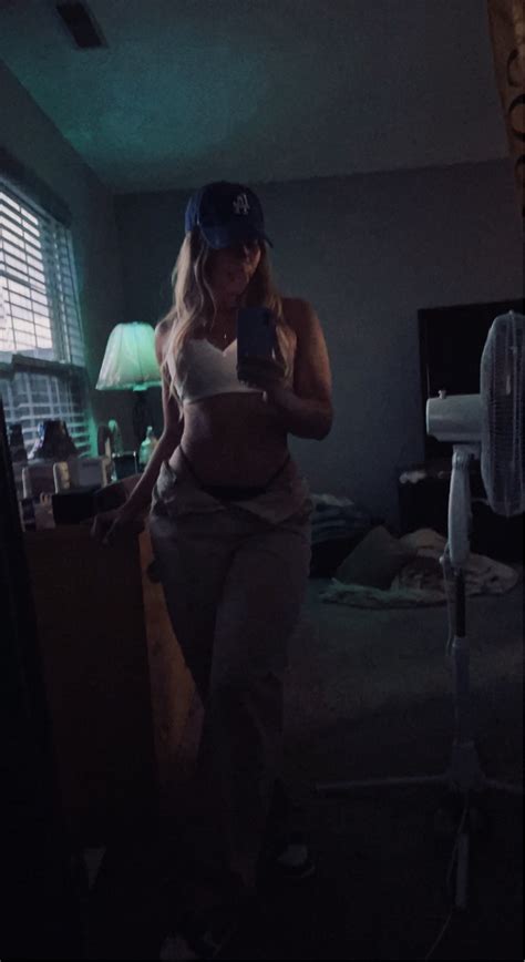 serenityearlyy OnlyFans leaked content