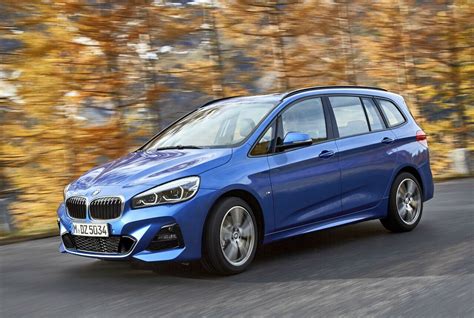 serienausstattung bmw 218i