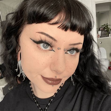 sewergirl onlyfans