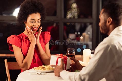 sex during date to restaurant