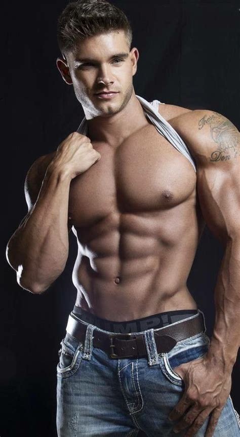 Sexy Hot Muscular Men