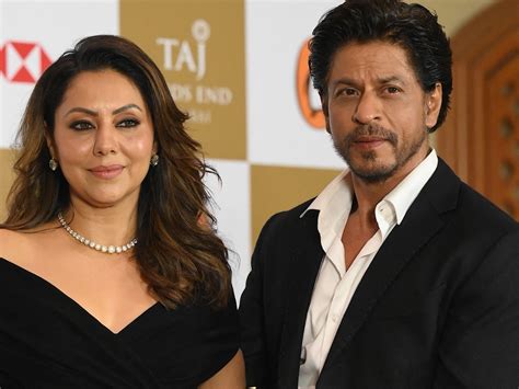 shahrukh khan wife gauri shinde husband