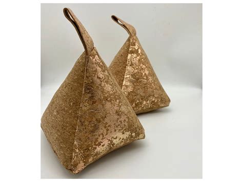 Shape Of A Doorstop Nyt