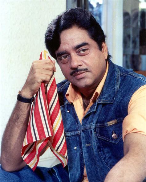 shatrughan sinha biography images of dogs