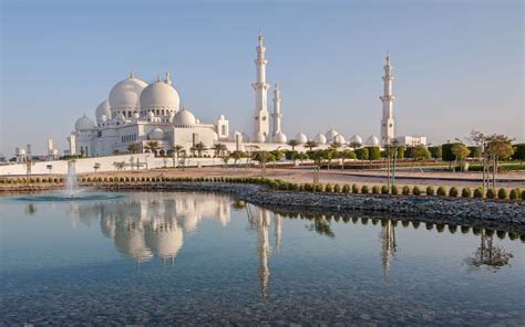 Sheikh Zayed Grand Mosque - Emas88