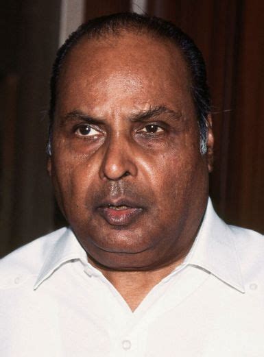 short biography of dhirubhai ambani in hindi