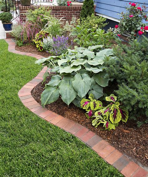 Should You Put Landscaping Brick In Front Of House?