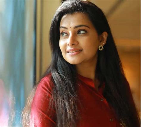 shruthi raj biography sample