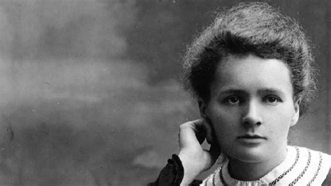 siapa wanita pertama yang memenangkan hadiah nobel tahun 1903
