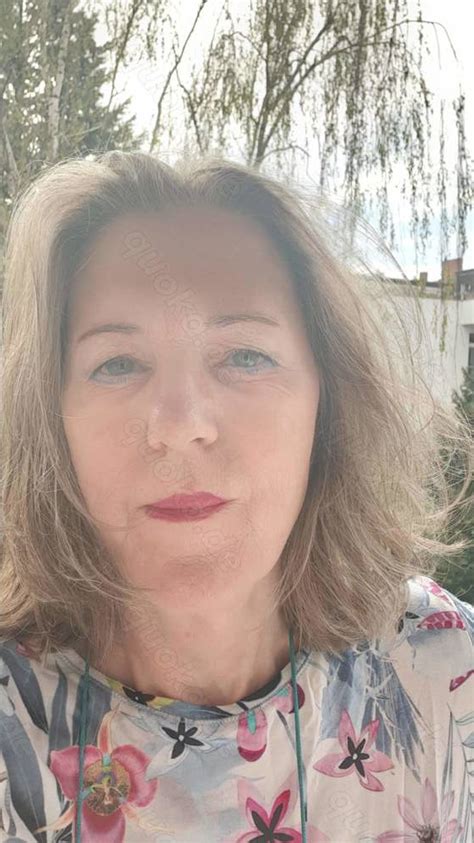 sie sucht ihn in neuss