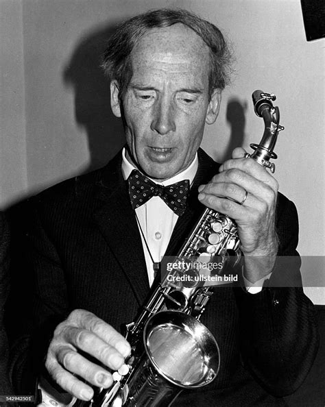 sigurd rascher biography sample