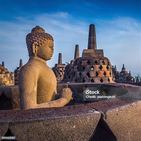 Simbol Patung Borobudur