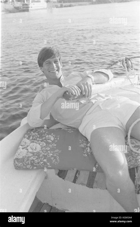 simon maccorkindale nude