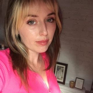 simply sarah onlyfans