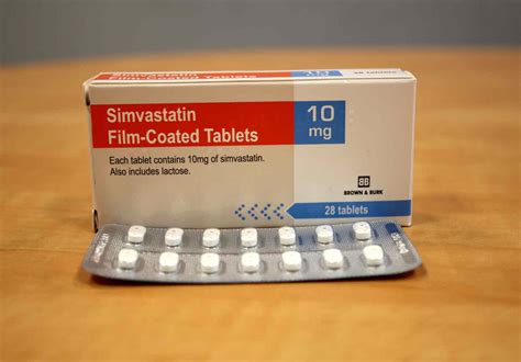 Simvastatin 10 Mg   Simvastatin Kegunaan Dosis Efek Samping Dll Hello Sehat - Simvastatin 10 Mg