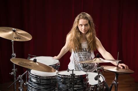 sina drums nude