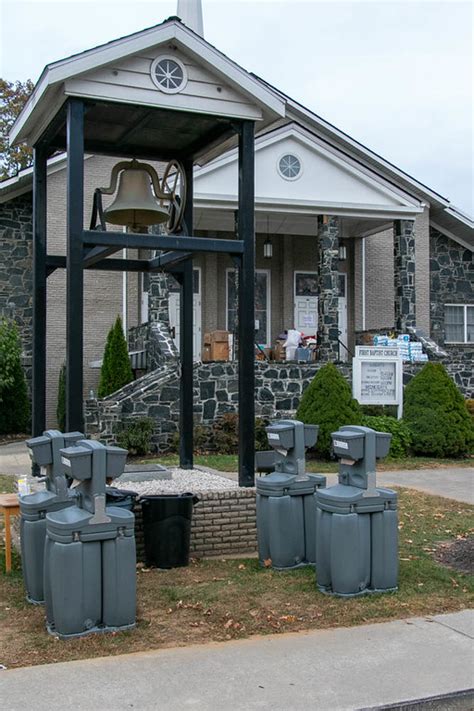 single men in spruce pine