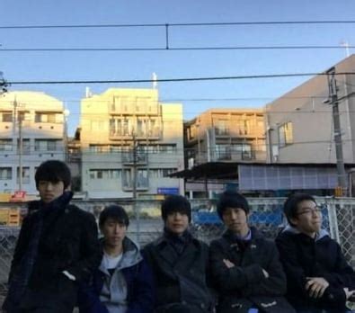 singles in little cedar