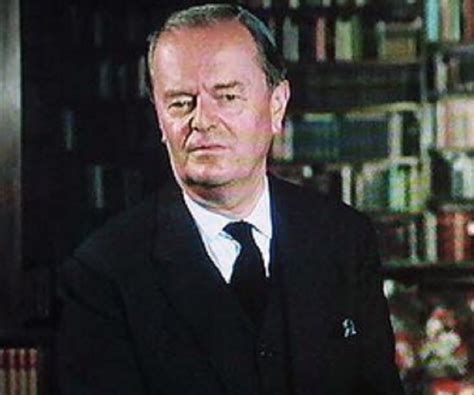 sir kenneth clark biography template