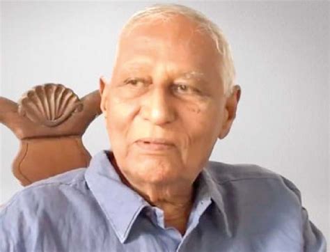 sirisena cooray biography definition